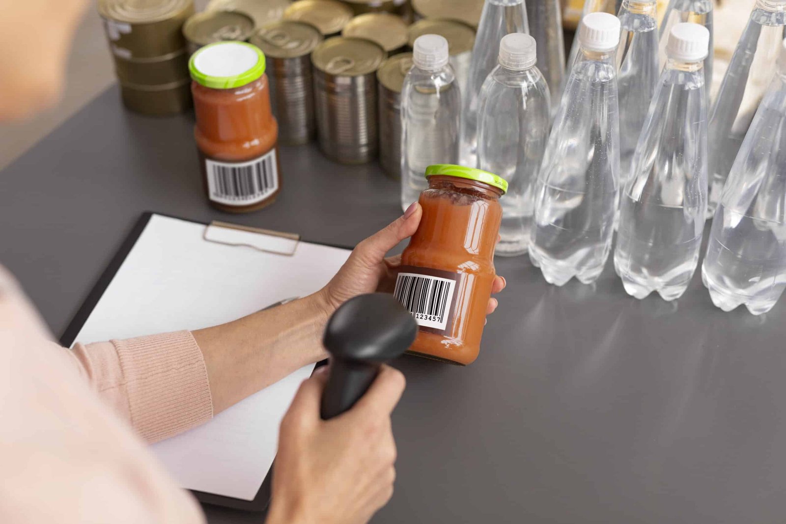¿Tus productos están compitiendo entre sí? El desafío de la canibalización en retail